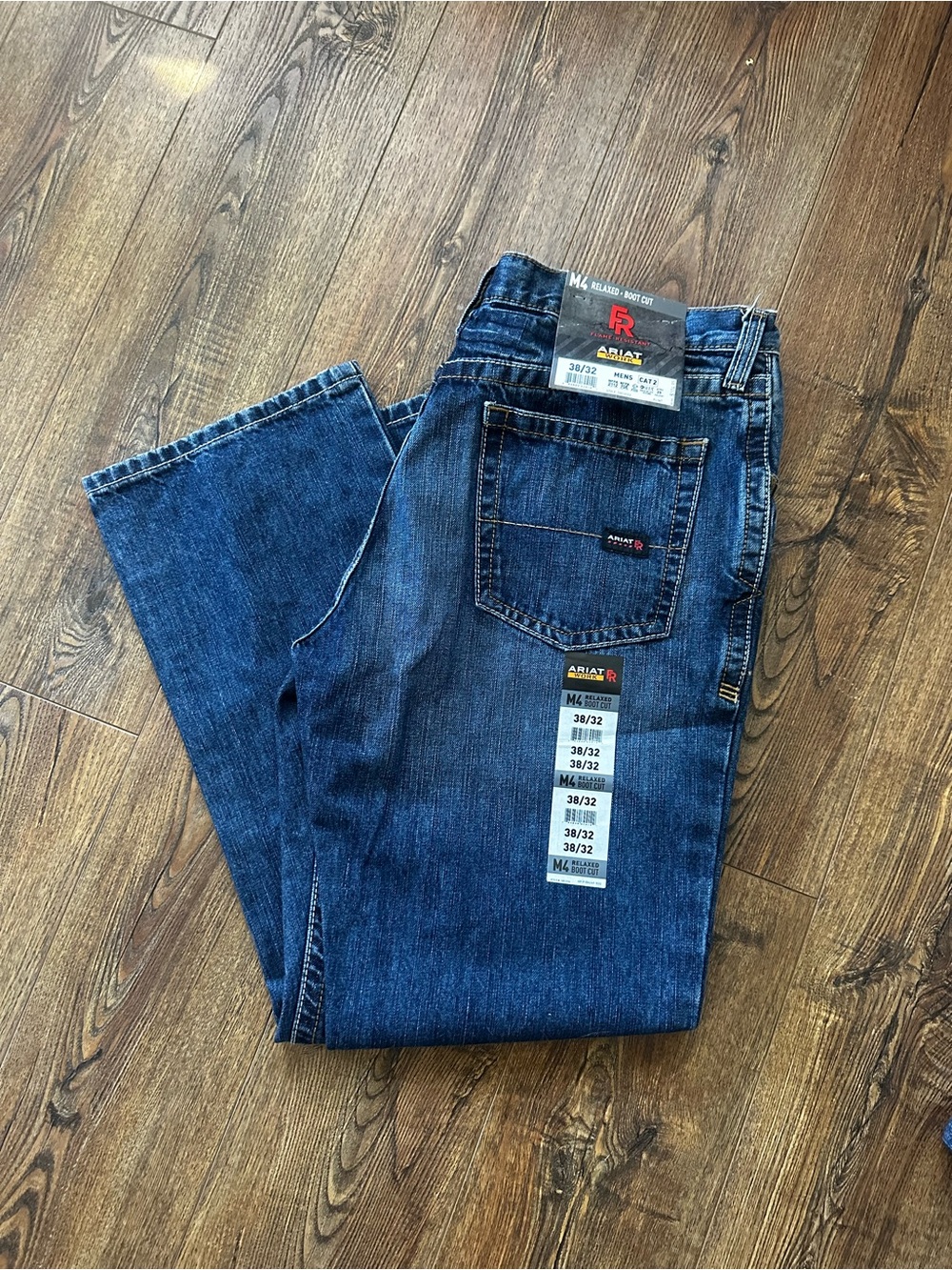 ARIAT MEN'S FR M4 ALLOY DARK WASH RELAXED FIT BOOT CUT WORK JEANS sz 38/32